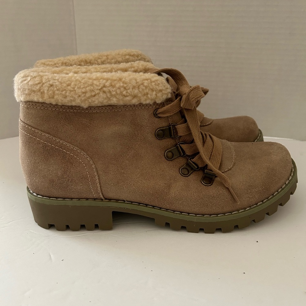 Cliffs by White Mountain Womens Paxley Ankle boots Size 7